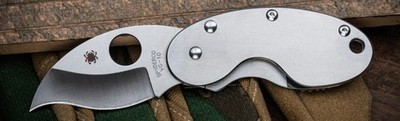 SPYDERCO CRICKET FOLDING KNIFE STAINLESS STEEL HANDLE VG10 SS PLAIN EDGE C29P