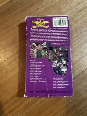 Disneys Sing Along Songs - Disneyland Fun: Its a Small World (VHS