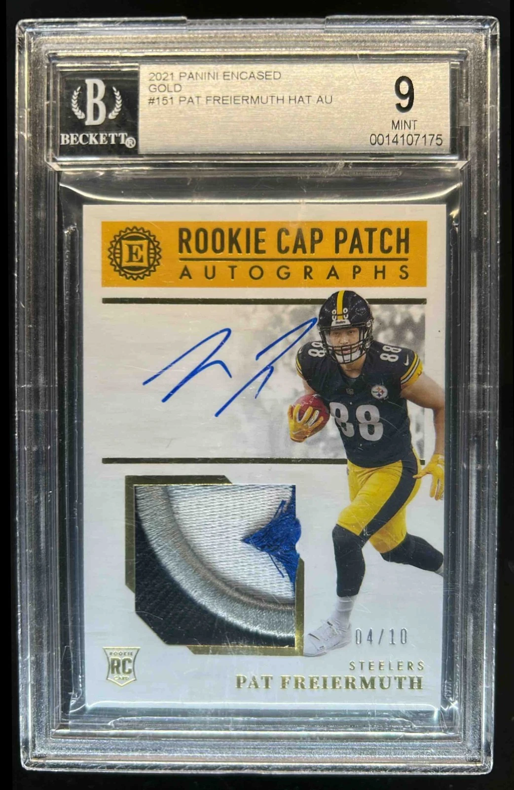 Pat Freiermuth Panini Encased Rookie Triple Memorabilia #RTMPF Gold