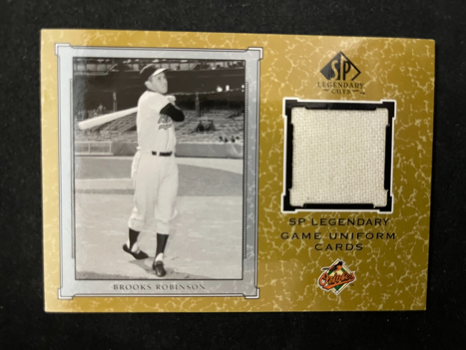 2001 SP Legendary Cuts Uniform Card #J-BRO Brooks Robinson Baltimore Orioles