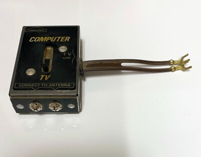 Vintage OEM Original Commodore 904778-01 Switch Box Antenna / Computer to TV VHF