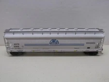 OMYA / ACFX 4-BAY HOPPER CAR # 51615 WITH MICRO TRUCKS~N SCALE
