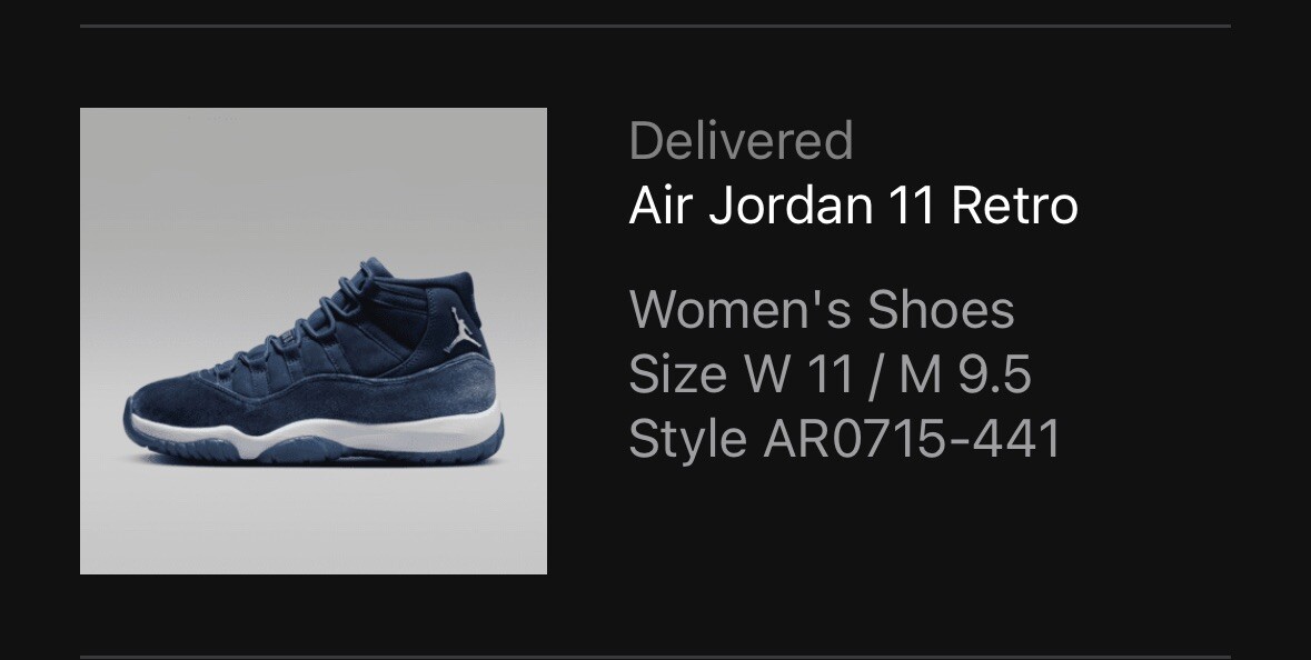 Nike Air Jordan 11 Retro Midnight Navy Velvet Size 11 W/9.5M