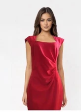 Ellen Tracy Red Ruched Shift Dress. Size 10.