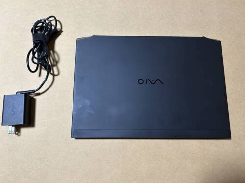 VAIO Z 2021 model VJZ141C11N (Core i7 16GB mem 512GB SSD 4k monitor Win11 Pro) - Picture 5 of 8