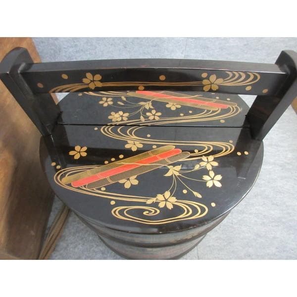 Jubako Bento Box Japanese Black painted gold lacquered flower raft pattern hand