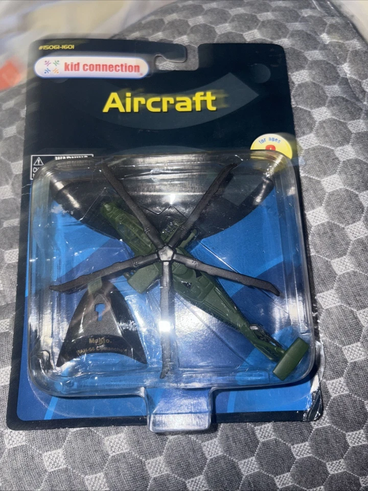 Airplanes ￼ - Image 3 of 4