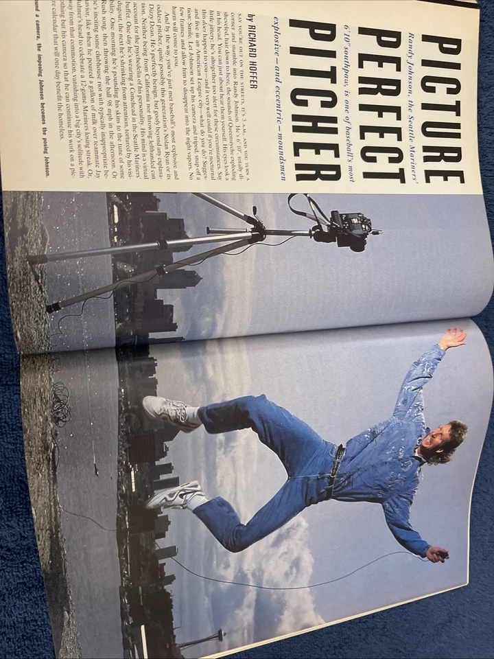 Barry Bonds Pittsburgh Pirates - Sports Illustrated -  May 4, 1992 - Image 3 of 3