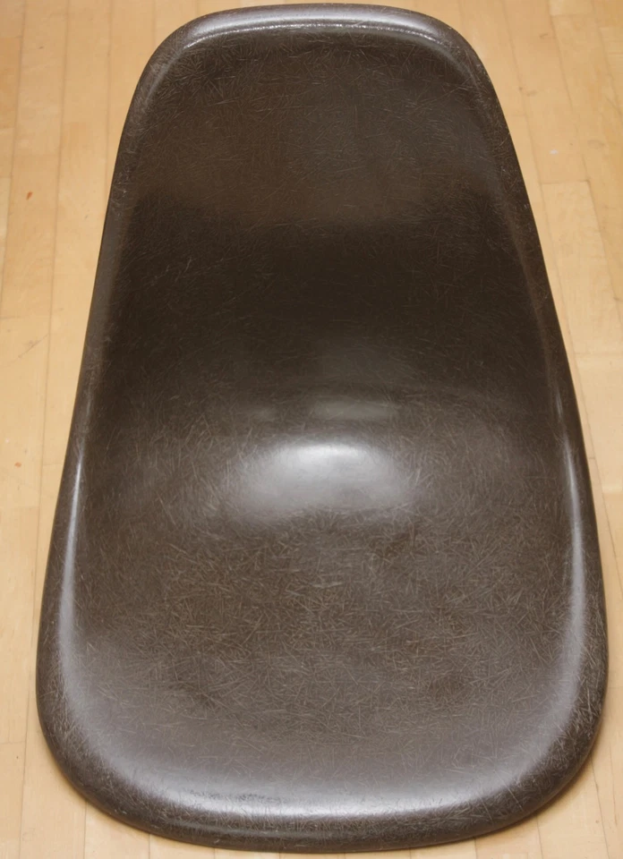Eames Fiberglas sidechair Herman Miller Vitra Seal brown - Bild 2 von 4