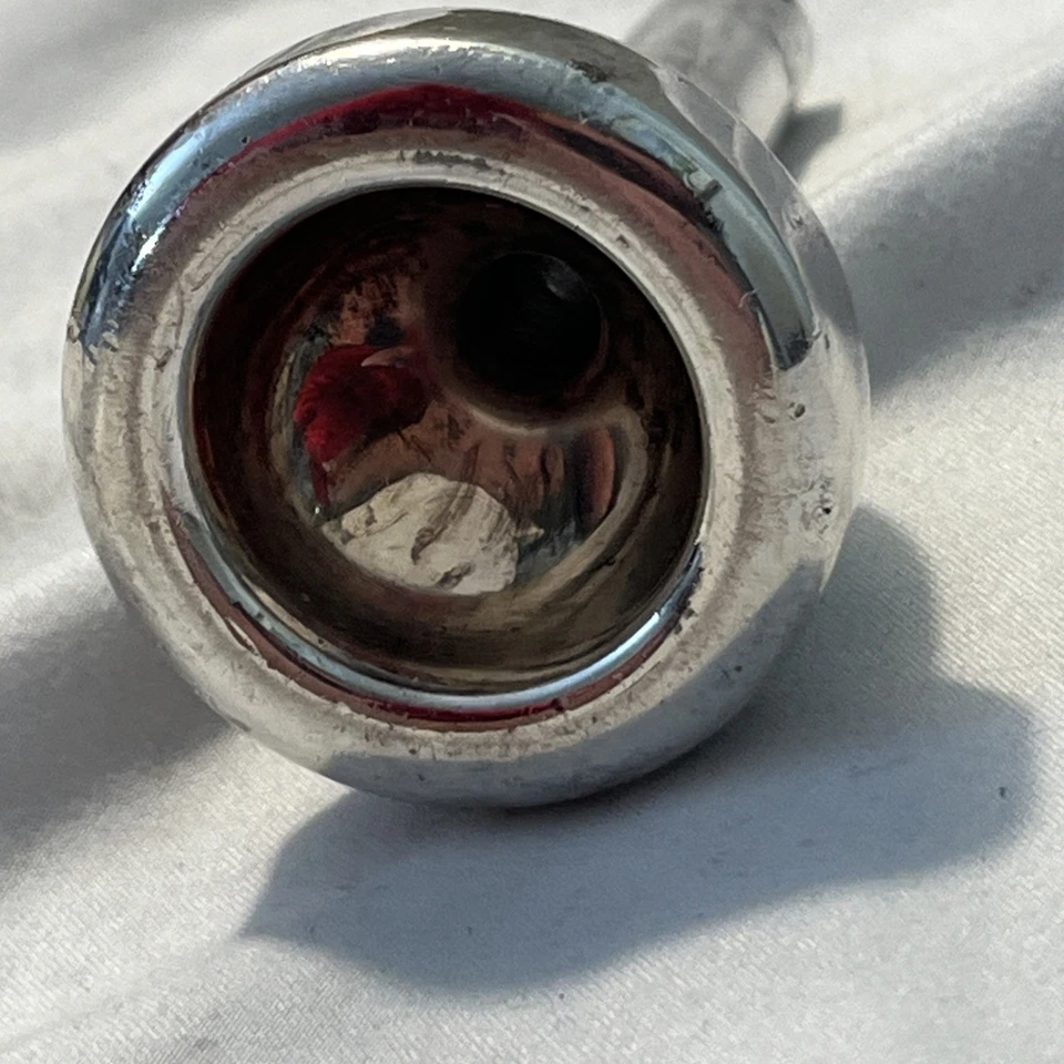 Boquilla trombón Benge 12C plateada caña pequeña/corta Foto 4 de 4