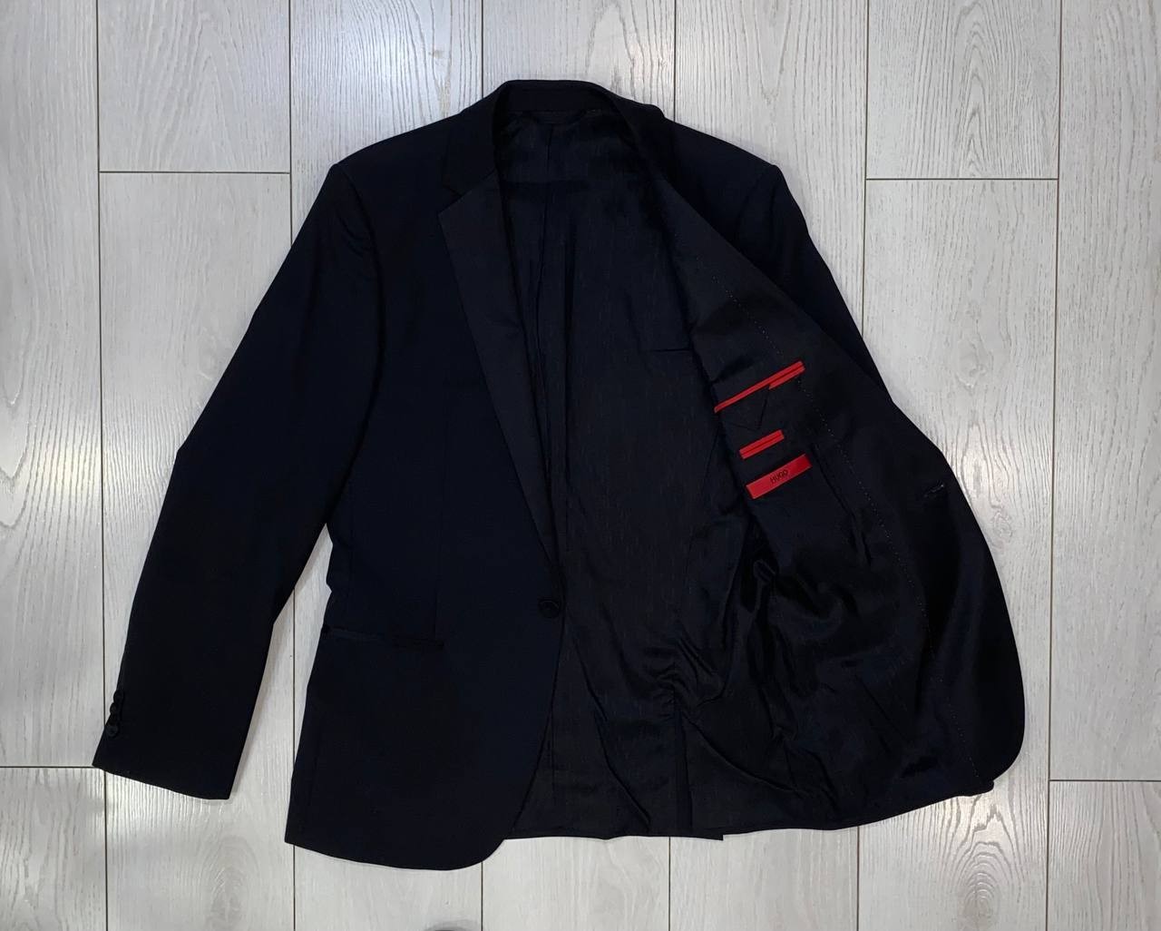 HUGO Boss Men's Designer Luxury Casual Wool Tuxedo Jacket Size UK 94 / US 38 L image 4