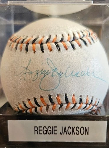 Reggie Jackson Signed Baseball