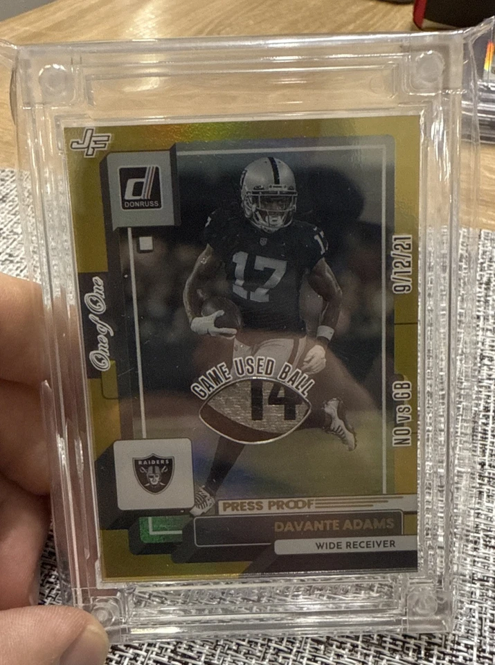 Panini Donruss Davante Adams #94 2022 prueba de prensa amarillo.  JF 1/1 Juego Pelota Usada Foto 2 de 4