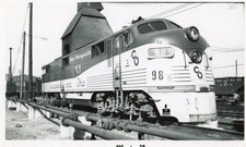 VINTAGE B&W RAILROAD PHOTO C&O PERE MARQUETTE RAILWAY 98 Detroit MICHIGAN 1950