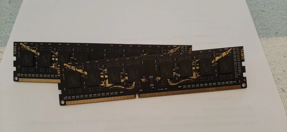 GEIL DRAGON-KIT RAM DDR3 8GB (2x4GB) PC3-10600 1333MHz CL9-Confezione Originale - Immagine 3 di 4