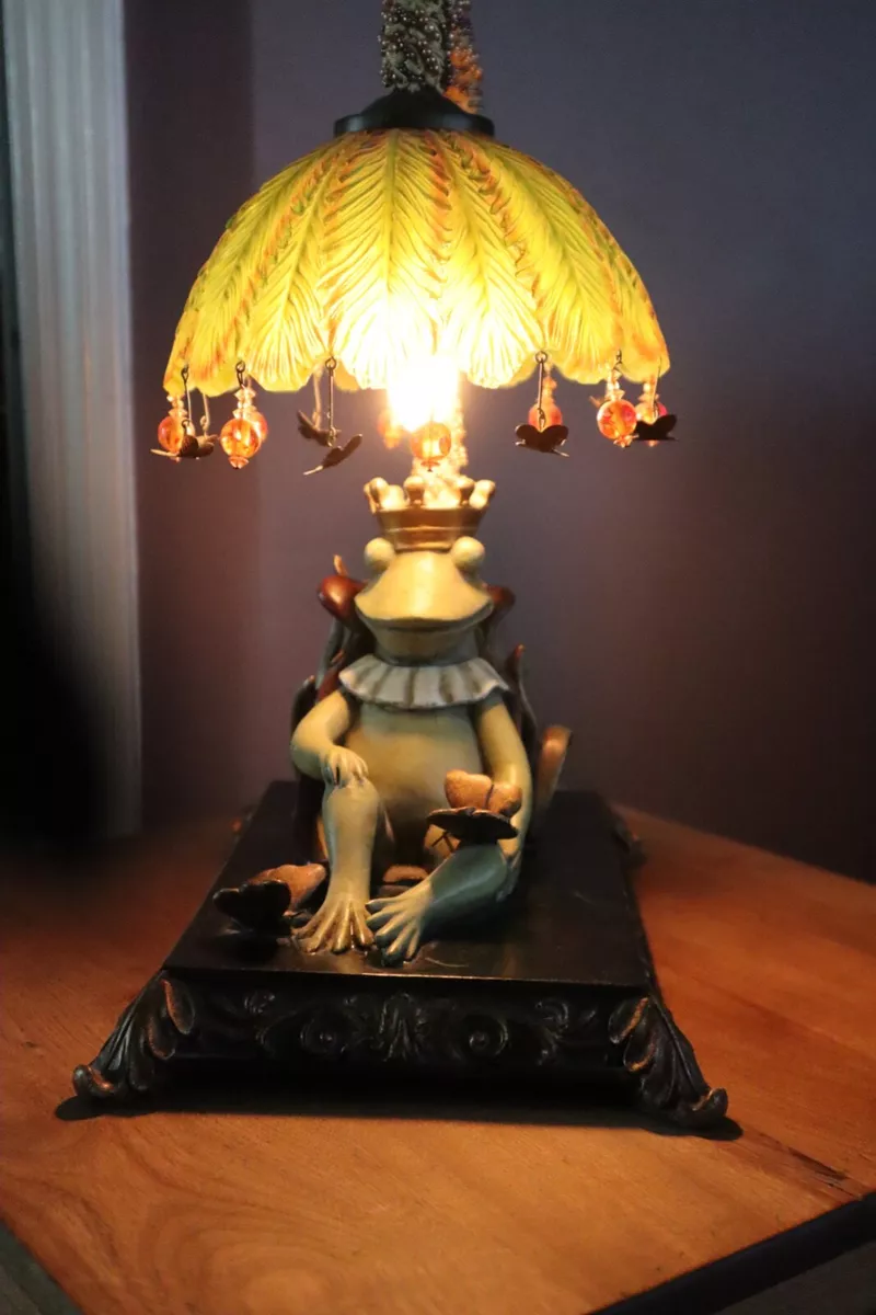 King frog lamp deals