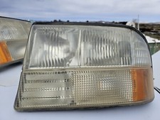 1998 CHEVROLET S10 S15 SONOMA Left driver headlight Headlamp OEM 98-05