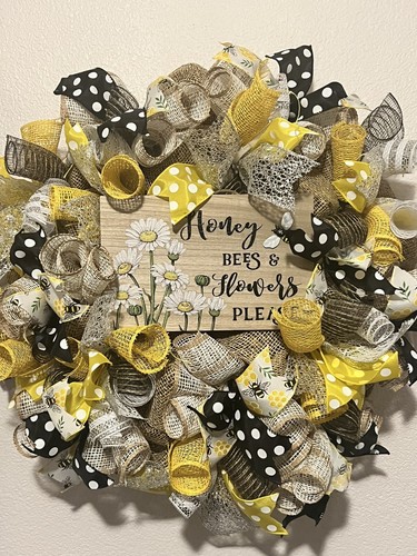 Handmade Summer Bee Wreath Deco Mesh Large Floral Front Door Farmhouse Decor - Picture 3 of 6