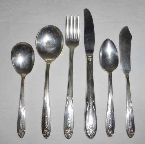 43 pcs National Silver Co PRINCESS ROYAL Silverplate Flatware 1930's in Case - Picture 2 of 6