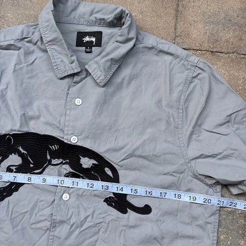 Stussy Men’s Short Sleeve Grey Panther Embroidered Button Up Shirt Small SS18 image 6