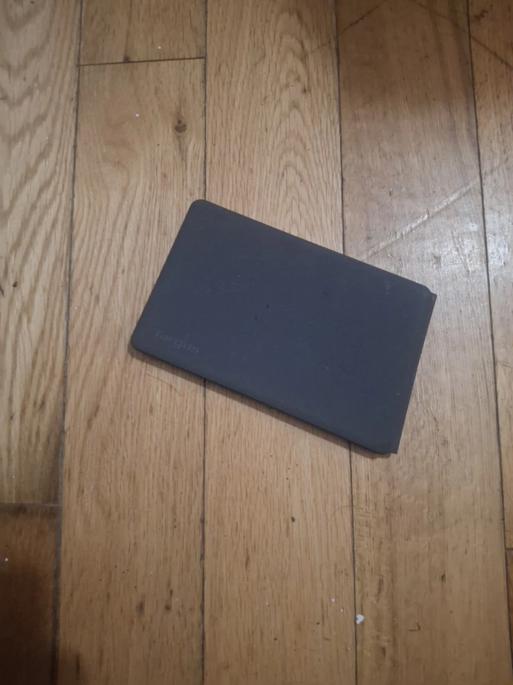 Wireless Targus Keyboard Bluetooth Pocket SIZED Keyboard (Take Anywhere) - Image 2 of 4