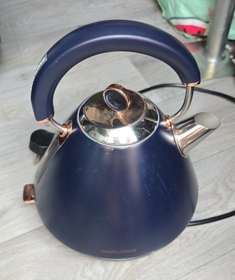 Morphy Richards Accents Pyramid Wasserkocher - Navy 102045 #LA53403