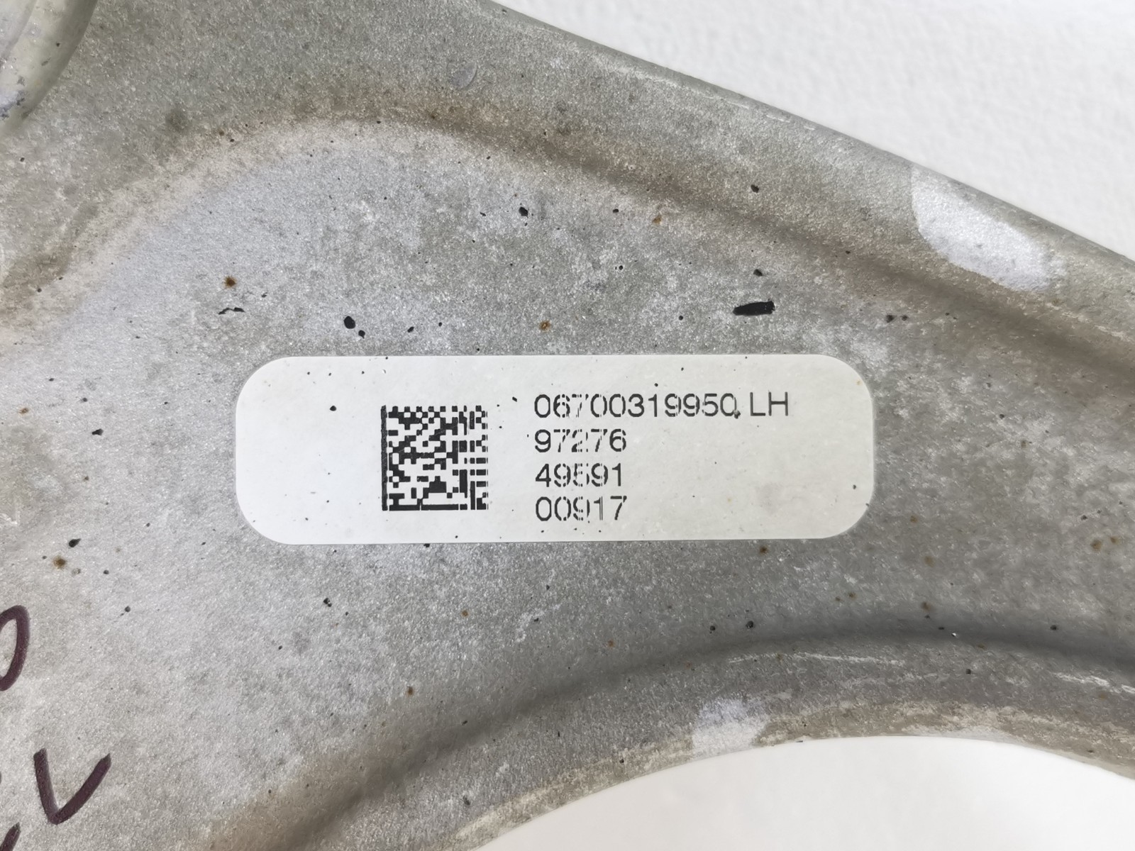 Maserati Levante 2017 Front Left Upper Control arm P/N 670031995