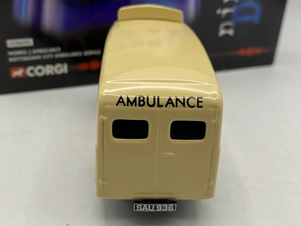 CORGI 1:50 Morris J Ambulance NOTTINGHAM CITY CC06202 Diecast coche metal - Imagen 3 de 4