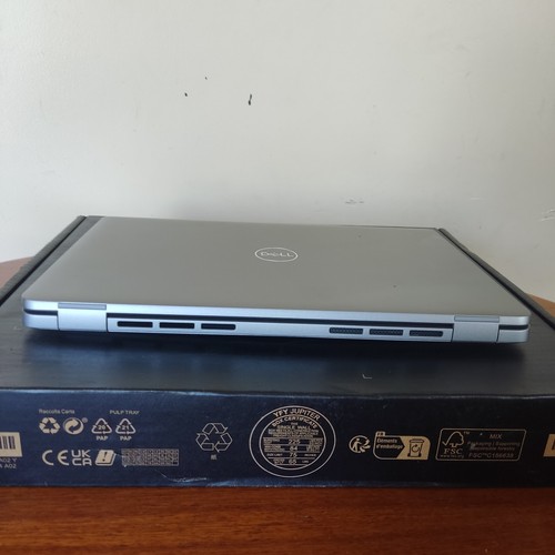 Dell Latitude 5440 Laptop, 14" Core i5 13th Gen, 8GB RAM, 256GB SSD, Windows 11 - Afbeelding 3 van 5