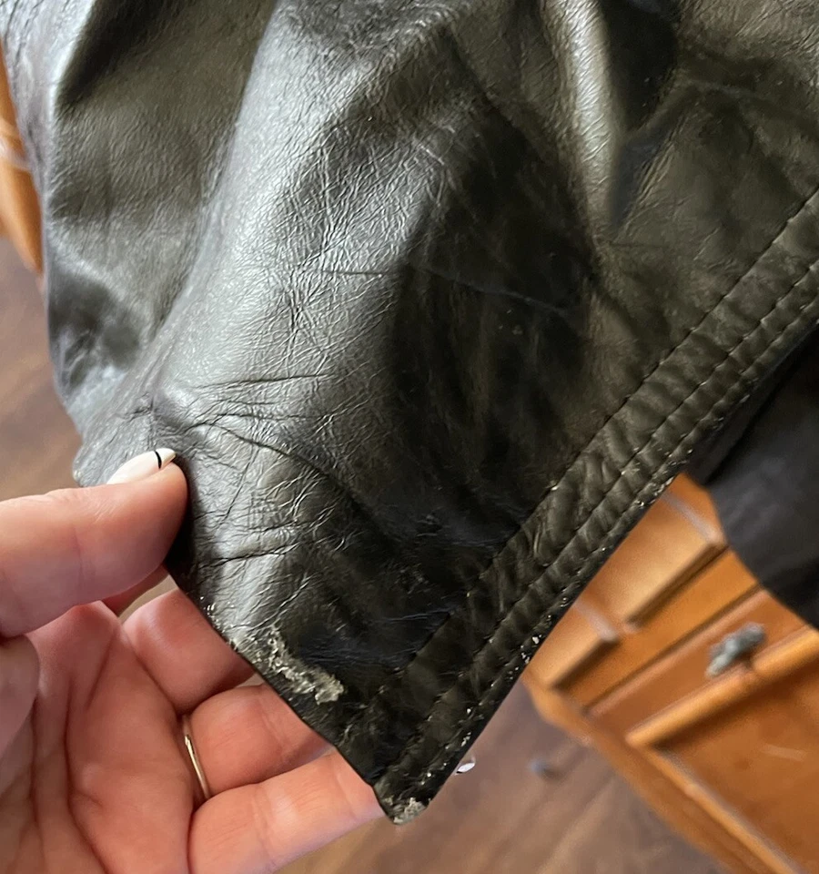 Maquette Vintage Black Leather Trench Coat Made In Israel Size 44 - Image 3 of 4