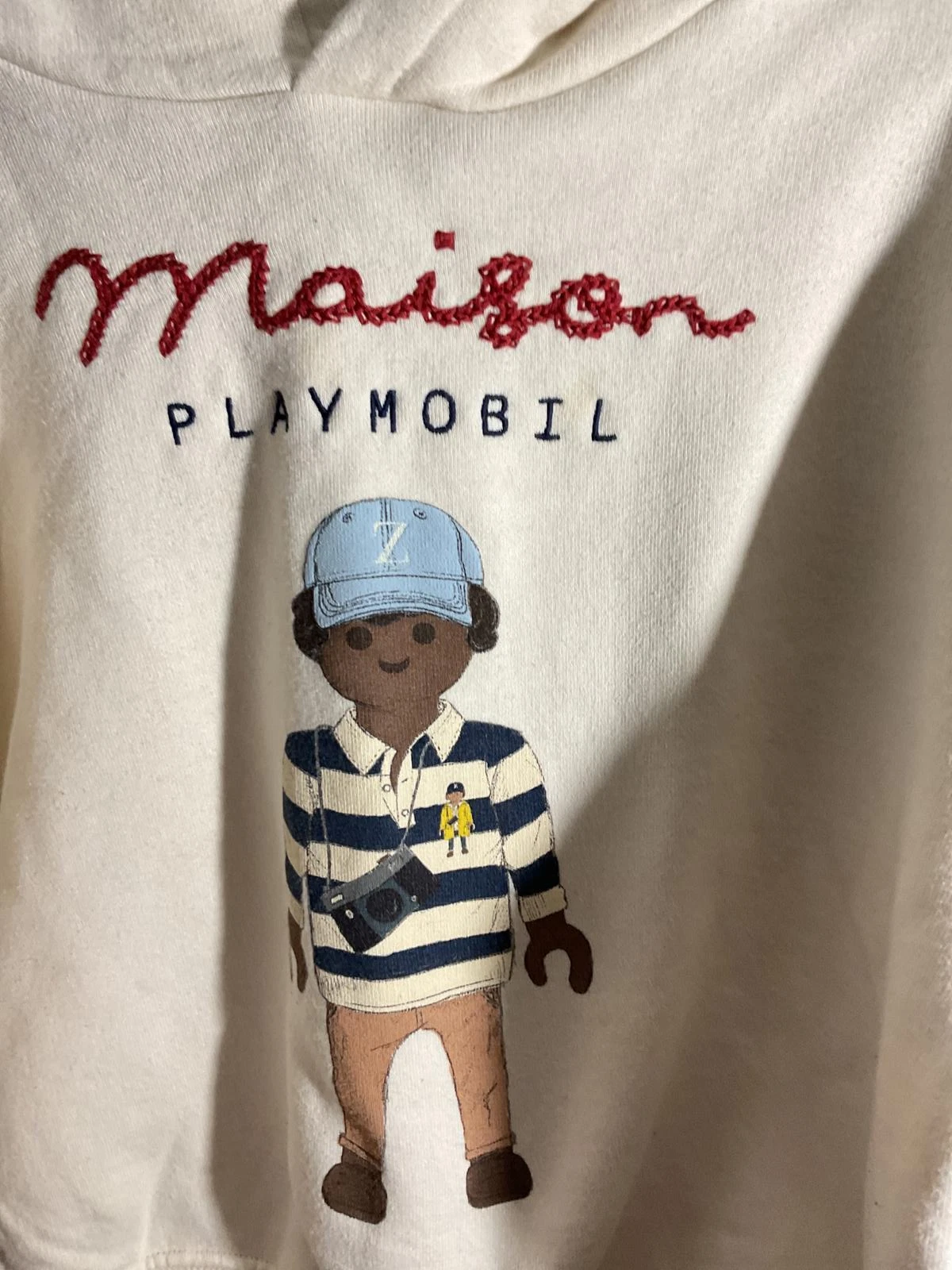 OFF WHITE Felpa con cappuccio grafica Zara Maison Playmobil elegante felpa panna taglia 9