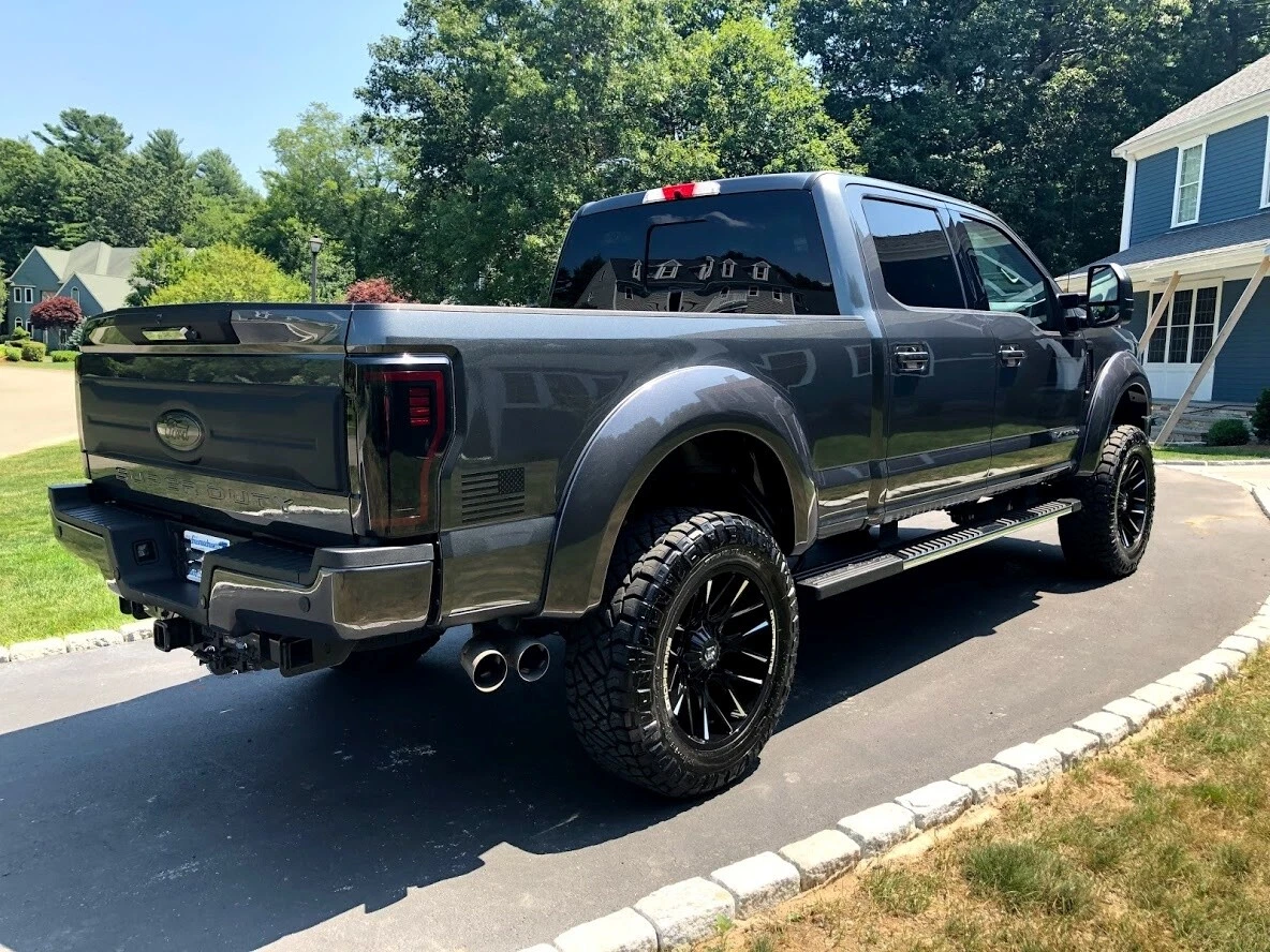 11+ 2019 F250 Tail Lights