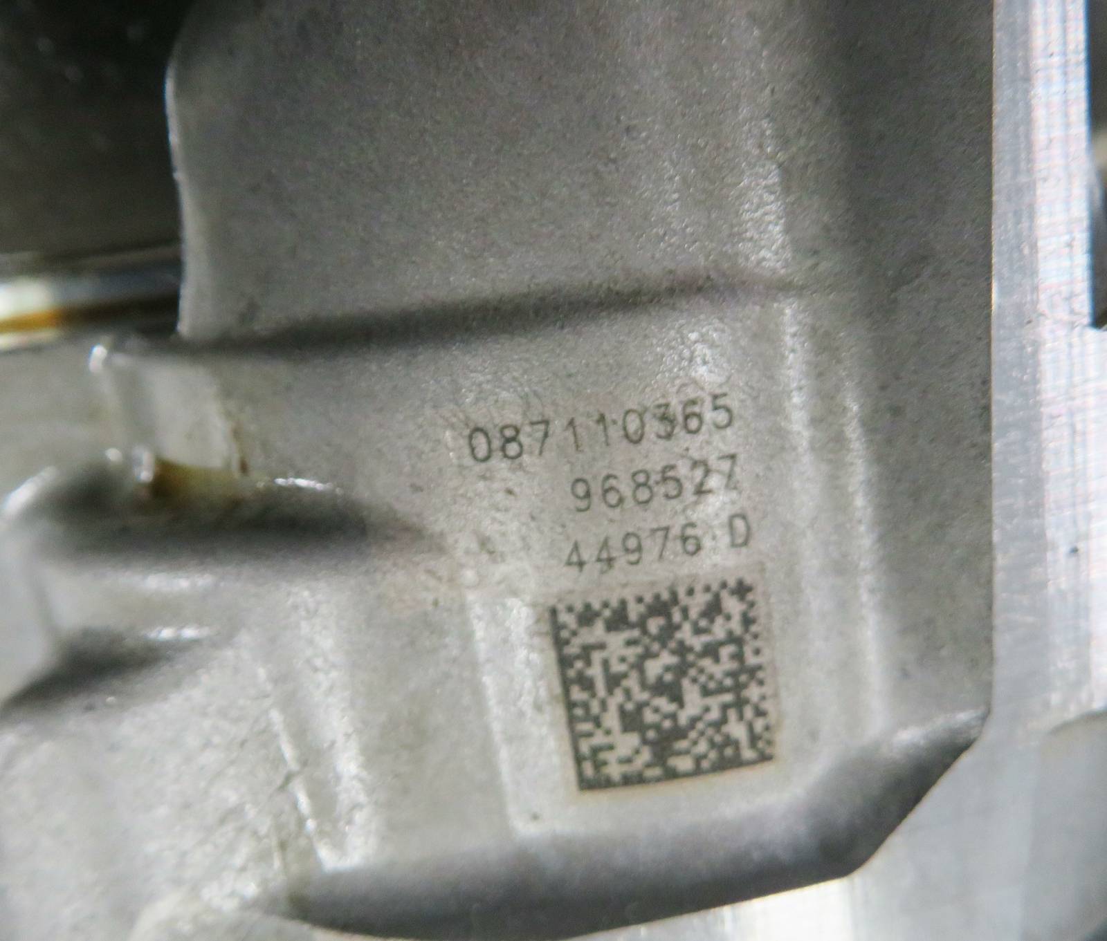 1012 BMW 550i 550iGT (F07 F10) 4.4L N63 8HP70 AT TRANSMISSION OIL