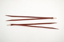 Saddle strings - Burgundy - 1/2" x 20" w/ Clip & Dee (F185)