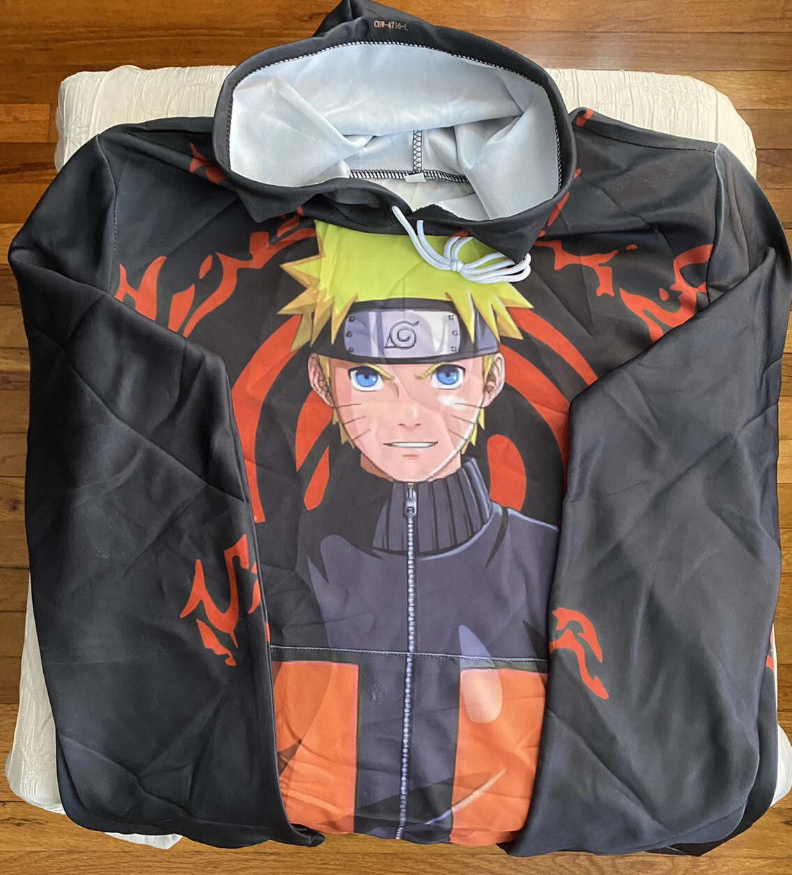 Narutoo Light Weight 3-D Sweatshirt Medium￼ Brand New In Bag￼