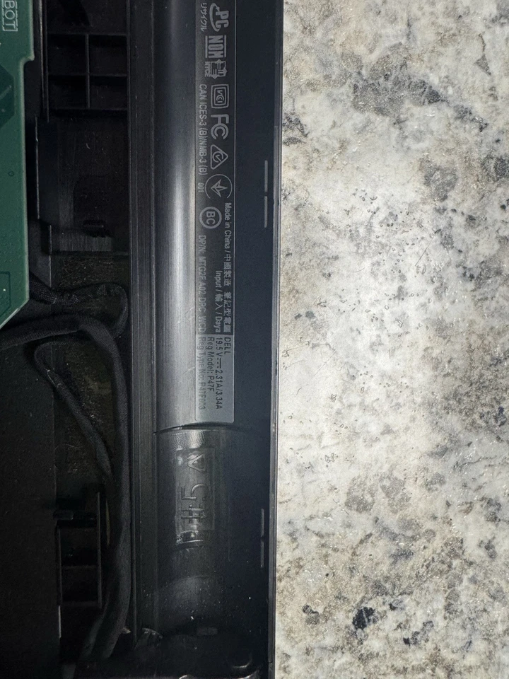 DELL INSPIRON P47F 15.6 - Image 3 of 4