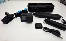 GoPro HERO10 Black + Volta + Max Lens Mod + 4 Batteries + 64GB + accessories