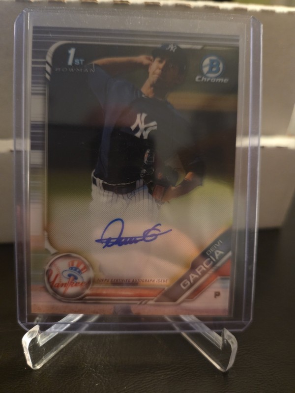 2019 Bowman Chrome - Prospects Autographs Deivi Garcia #CPA-DG (AU, RC)