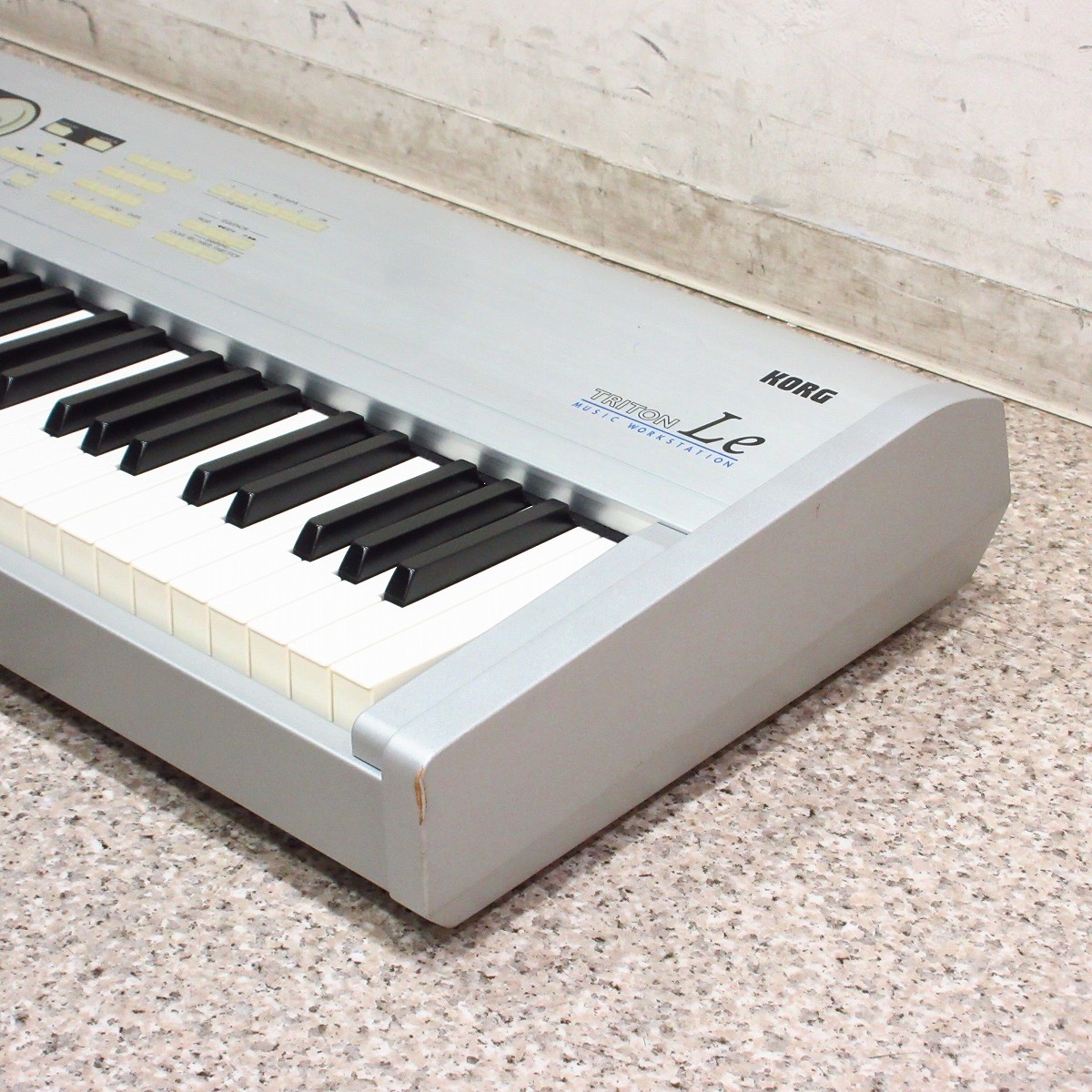 KORG TRITON Le 88Keys Music Workstation RH2 Keyboard Sequencer | eBay