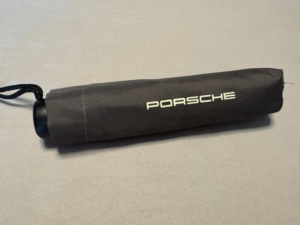 [Unused] Porsche Lightweight Folding Umbrella - Image 2 of 4
