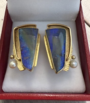 Individuelle Opal Perlen Ohrringe 14k Gelbgold Intarsien Opal Omega Post Backs signiert