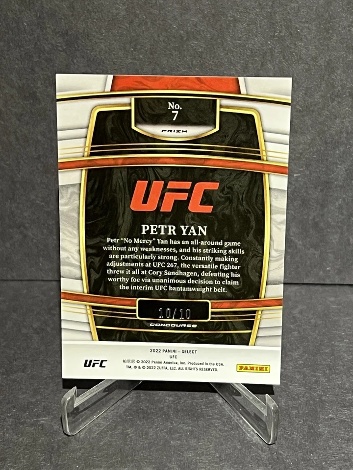 Petr Yan 2022 Select UFC Panini Level True Gold Concourse #10/10 Bookend - Image 2 of 2