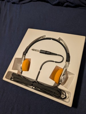 Vintage 1980's Sony MDR-3 Stereo Headphones - In Box (1/4