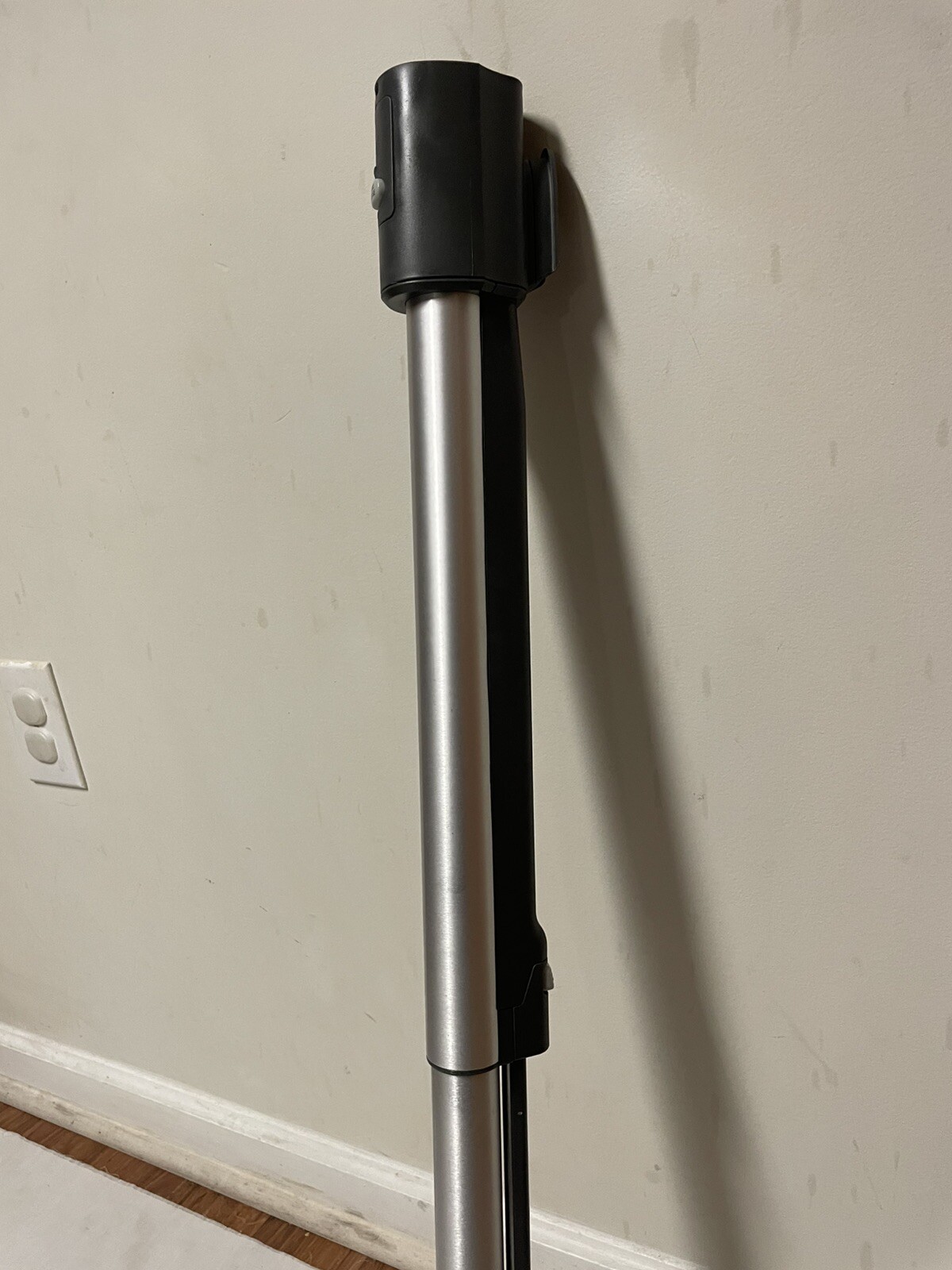 Picture 2 of 6
