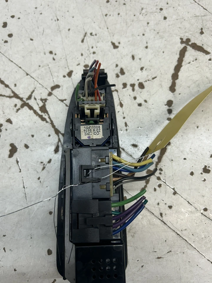 Interruptor de puerta delantero Buick Century 2001 Foto 3 de 4