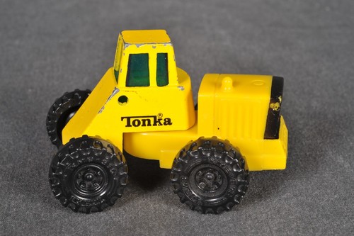 VTG TONKA Hasbro Maisto Construction & Emergency Vehicles & Worker: Lot of 29 - Picture 7 of 24