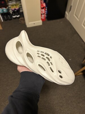 Size 11 adidas Yeezy Foam Runner Ararat 194817619064|