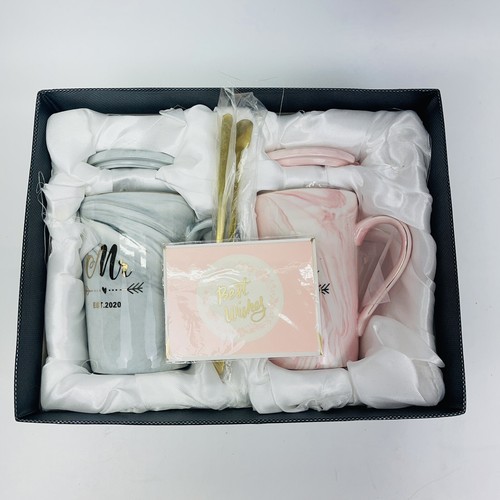 Mr & Mrs Est 2020 Anniversary Coffee Tea Mug Set Lid Spoon Gift Pink Gold Marble - Picture 4 of 5