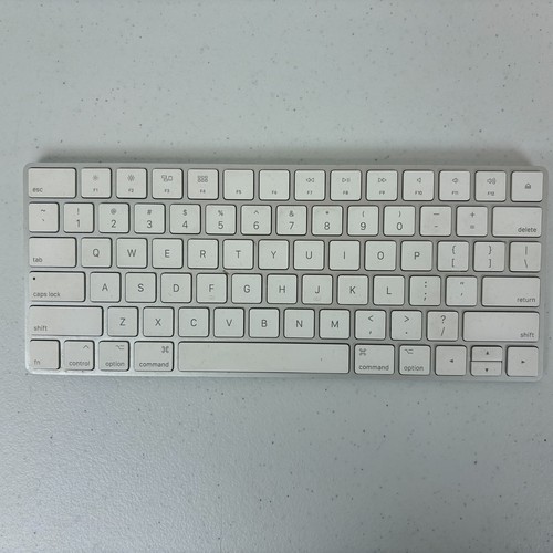 Apple Magic Keyboard Bluetooth Model A16444 Tested - 第 1/4 張圖片
