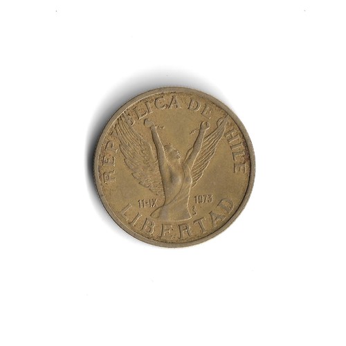 1986 Chile 10 Pesos (Open 6) World Coin - Mintage 25,000,000 - KM# 218 - Picture 2 of 2